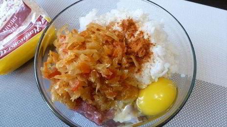 запеченные ленивые голубцы с квашеной капустой