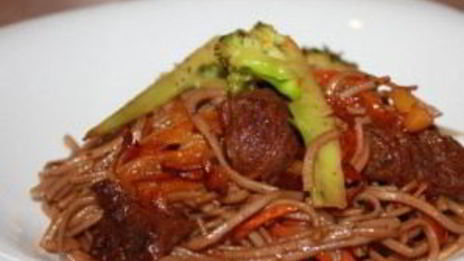 гречневая лапша с говядиной