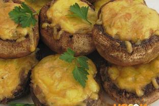 Фаршированные грибы с сыром в духовке