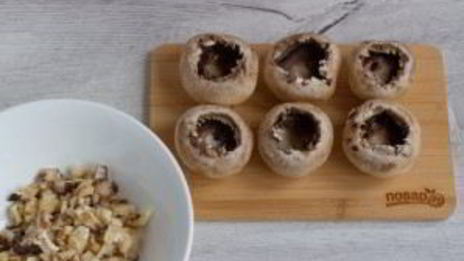 фаршированные шампиньоны шикарные