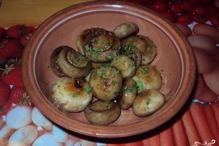 Грибы с чесноком