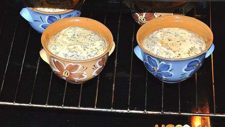 грибы с овощами в горшочках