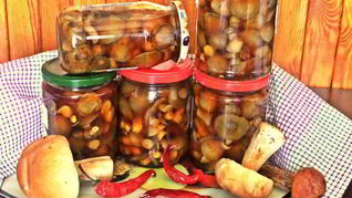 Грибы в маринаде
