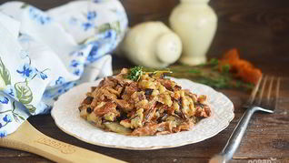 Лисички с баклажанами жареные