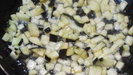 лисички с баклажанами жареные