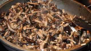 Опята тушеные