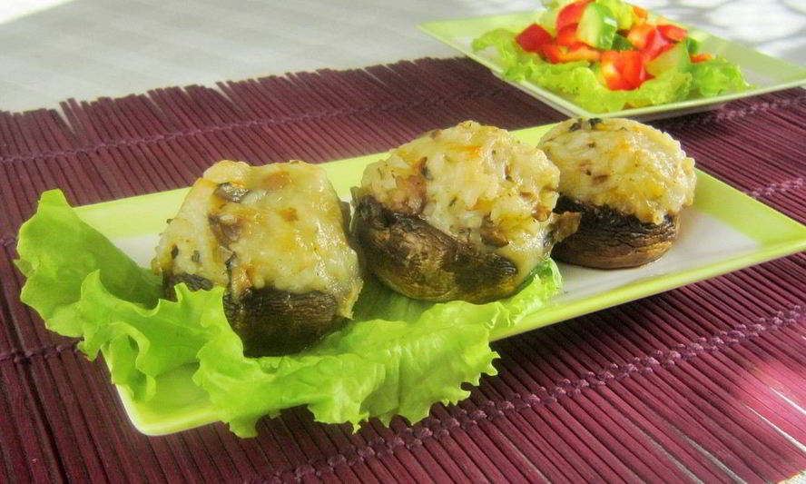 Рецепт шампиньоны, фаршированные рисом и сыром