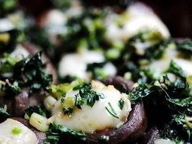 Шампиньоны на сковороде