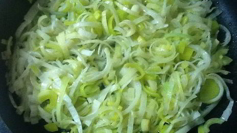 шампиньоны в вине и сливках