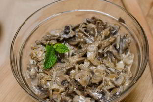 Шампиньоны в вине