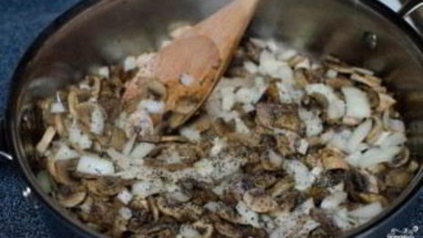 шампиньоны в вине