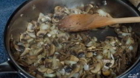 шампиньоны в вине