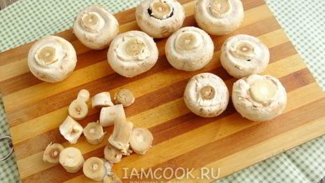 шампиньоны, запеченные с чесноком и тимьяном