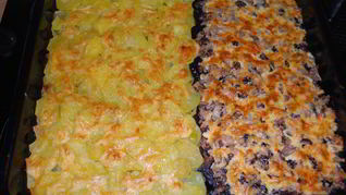 Сморчки запеченные под сыром с картофелем