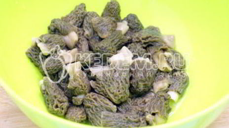 сморчки жареные с картофелем