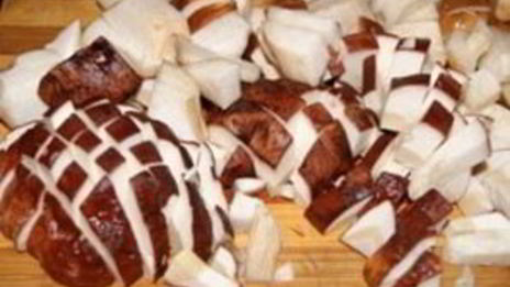 тушеные белые грибы