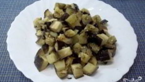 жареные грибы с баклажанами