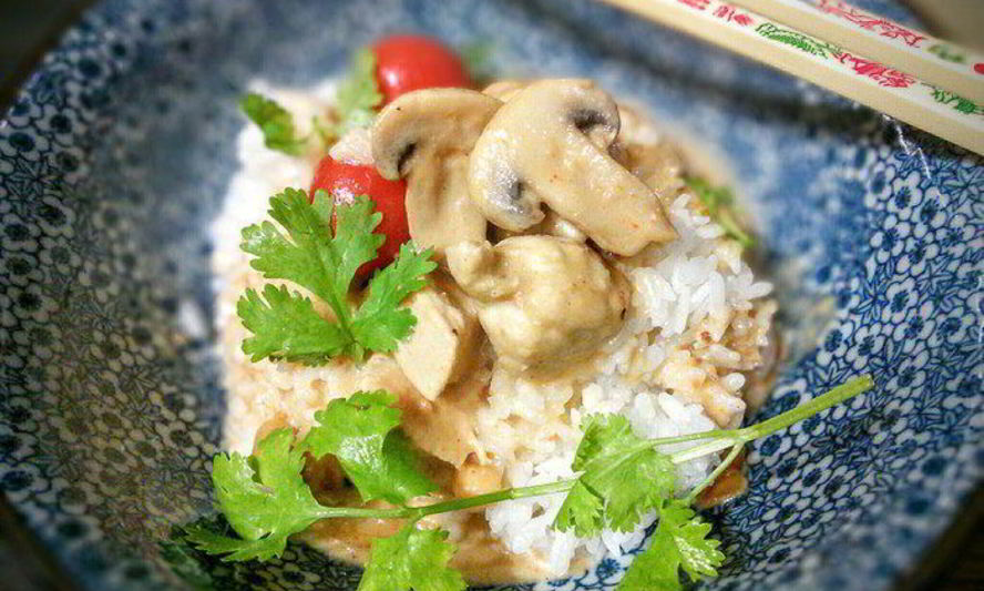 Рецепт быстрый куриный гуляш в арахисовом соусе