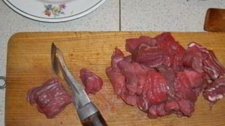 гуляш из говядины с помидорами