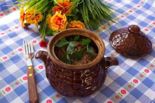 Гуляш из говядины в духовке