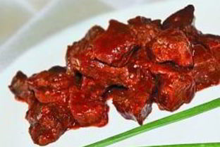 Гуляш из говядины в мультиварке