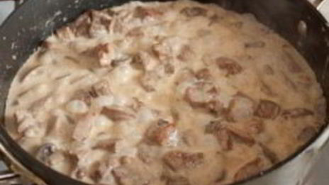 гуляш из индейки с грибами