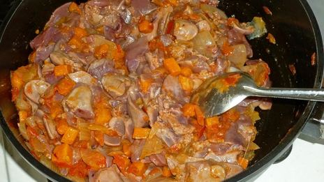 гуляш из куриной печени