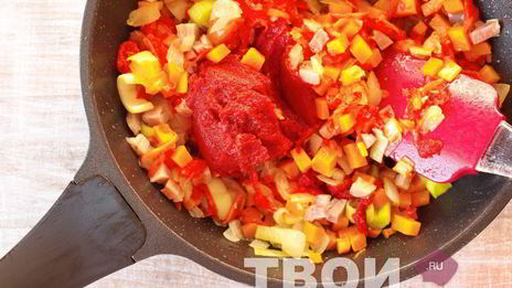 гуляш из курицы с подливкой