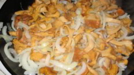 гуляш из лисичек