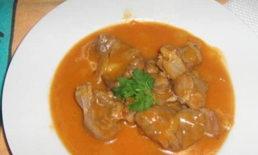 Рецепт гуляш из свинины с мукой