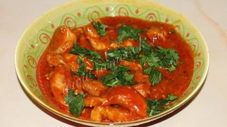 гуляш из свинины с подливкой