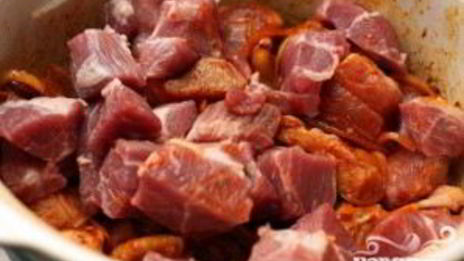 гуляш из свиной шейки