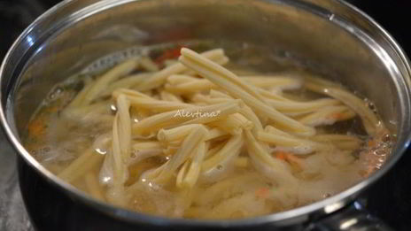 гуляш с пастой