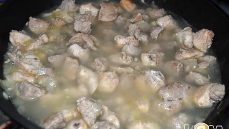 гуляш со стручковой фасолью по-гречески