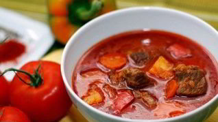 Суп-гуляш из говядины с картофелем по-закарпатски