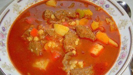 суп гуляш классический