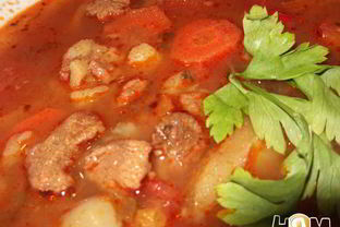 Суп-гуляш по-венгерски