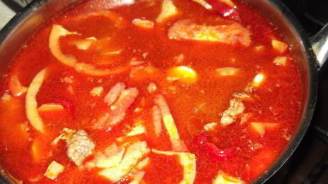 суп-гуляш по-венгерски