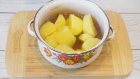 картофельное пюре с беконом и сыром