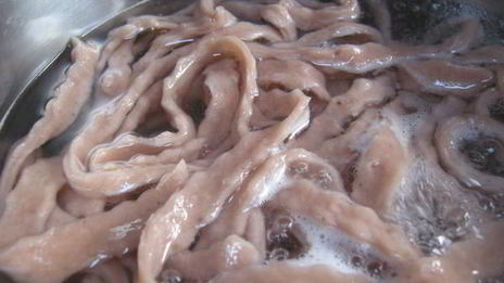 клубничная лапша