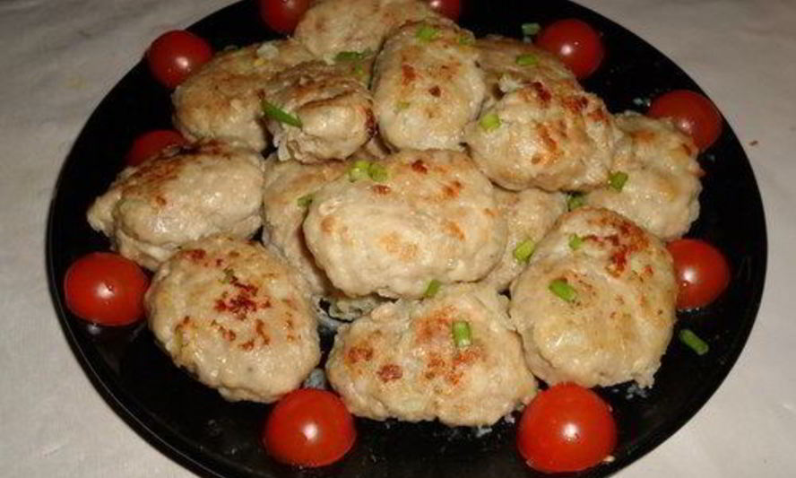 Рецепт домашние котлеты из свинины и курицы