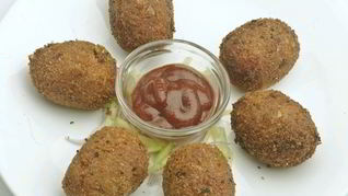 Гороховые котлеты с мясной начинкой