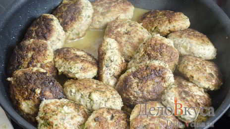 котлеты из фарша с манкой без яиц