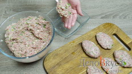 котлеты из фарша с манкой без яиц