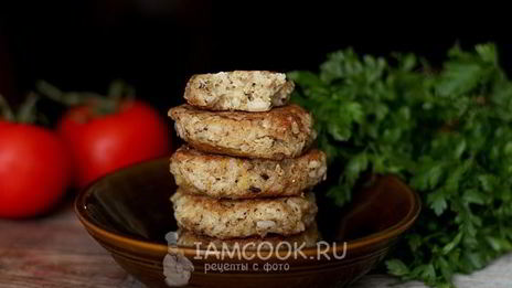 котлеты из консервов сардины с рисом и картошкой