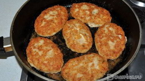 котлеты из пангасиуса с яйцом и сыром