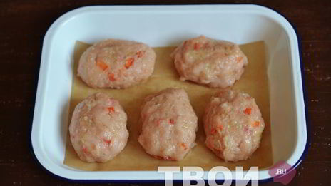 куриные котлеты в духовке