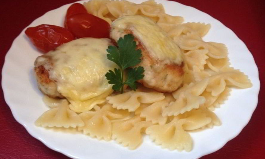 Рецепт куриные котлеты в сырной шубе