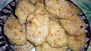 Рыбные котлетки из консервов