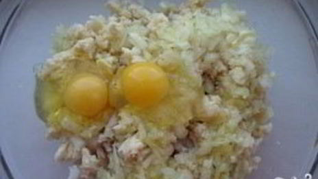 рыбные котлеты на пару